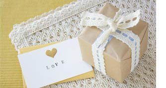 13th Anniversary Gifts For Your Very Special Someone 13th Anniversary Gifts For Your Very Special Someone